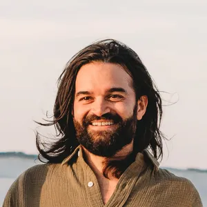 Zach Sekar — Headshot — square